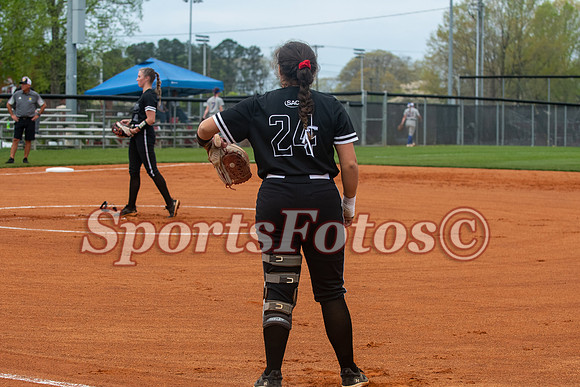 LR22-Softball-110