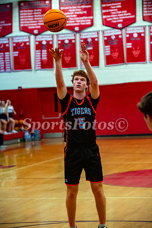 FTF Varsity MBB2 vs Newton-119