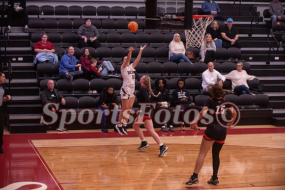 LR24 WBB3 vs Tusculum-114