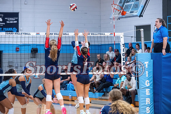 FTF Varsity VB1 Lincoln Charter-119