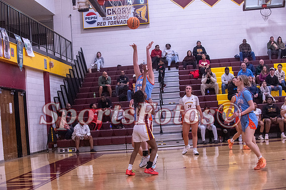 FTF Varsity WBB6 vs Hickory-109