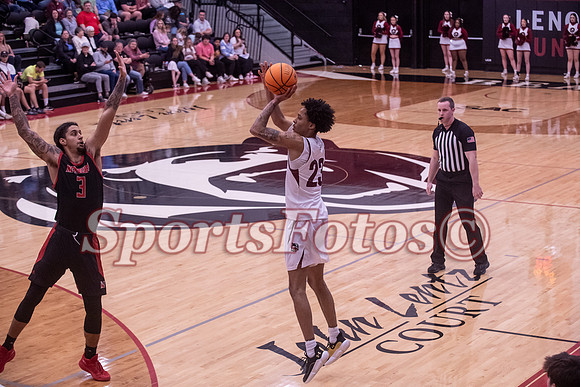LR25 MBB8 vs Newberry-112