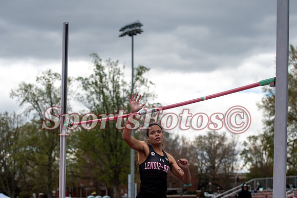LR22-T&F1-116