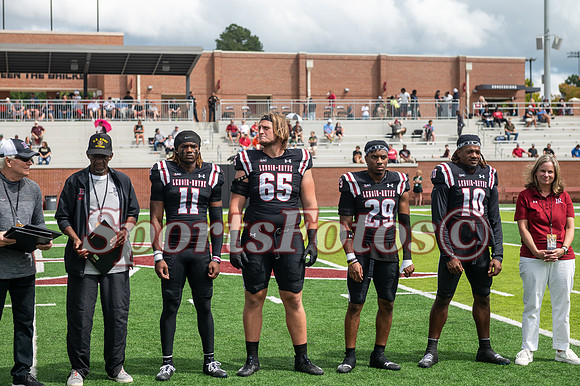 LR24 FB2 vs Tiffin-100