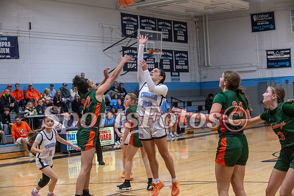 FTF Varsity WBB5 vs E Lincoln-124